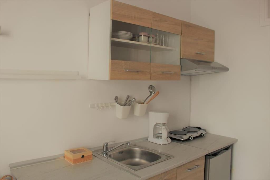 Serendipity Apartment Rhodes City Екстериор снимка